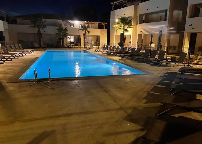 Marina Di Bravone 185 Vue Lejlighed Linguizzetta